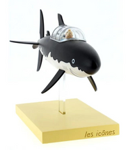 Load image into Gallery viewer, Resin Collectible: Submarine 77 cm