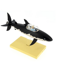 Load image into Gallery viewer, Resin Collectible: Submarine 77 cm