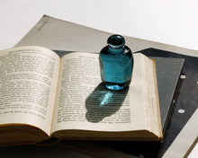 Load image into Gallery viewer, Attache Recycled Glass Paper Weight