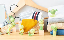 Load image into Gallery viewer, Mystery Box Collectible Items - Dressing Series