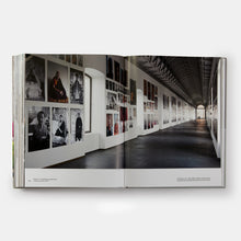 Load image into Gallery viewer, Paola Pivi