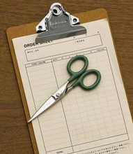 Load image into Gallery viewer, Stainless Scissors S (Penco) - Green
