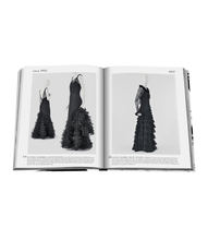 Load image into Gallery viewer, Chanel: The Legend Of An Icon
