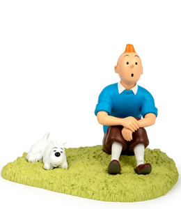 RESIN COLLECTIBLE: Tintin and Snowy On The Grass