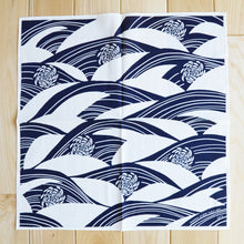 Load image into Gallery viewer, Bandana (kiku-sui)
