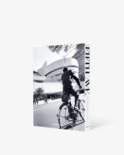 Load image into Gallery viewer, Fifth Avenue: 200 Years of Stories and Legends
