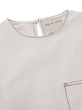 Load image into Gallery viewer, Shopatvelvet Recto blouse white
