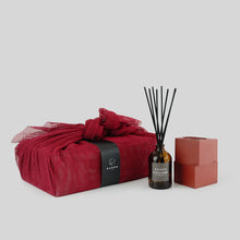 Load image into Gallery viewer, OAKEN X CONTURE - REED DIFFUSER - RED
